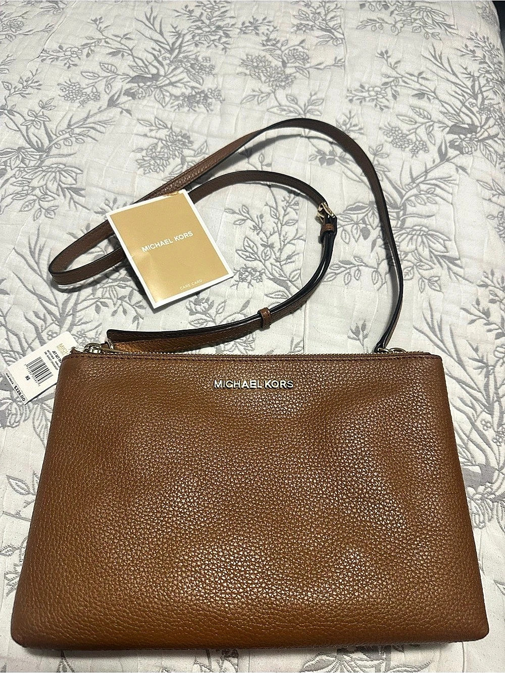 Michael Kors Jet Set Item Large East West Crossbody Brown & White